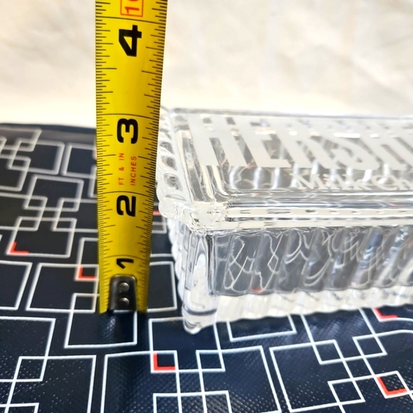 Hersheys Milk Chocolate Etched Glass Covered Candy Box Container Dish 6"X3"X2.5" - Picture 6 of 6